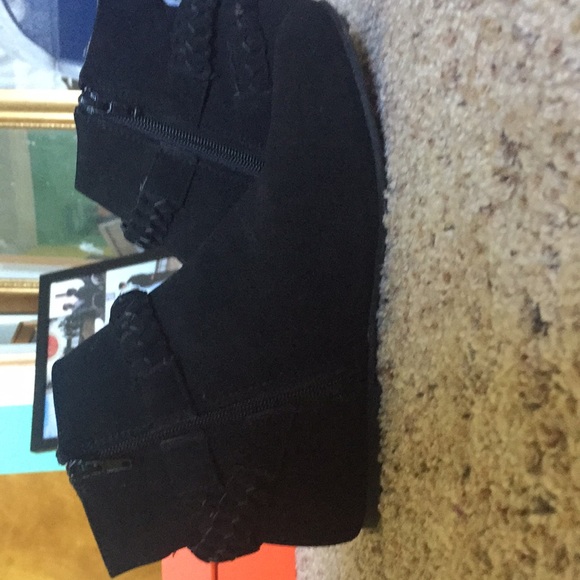 Black Bamboo Booties - Picture 3 of 5